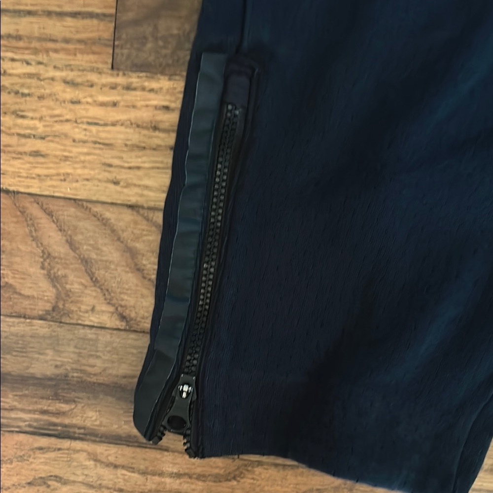 Nike Black Track Pants Sleek Joggers - Picture 6 of 10